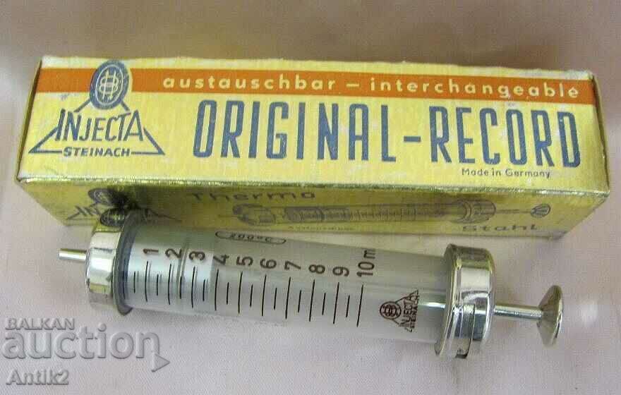 WWII Medical Syringe 10cc INJECTA