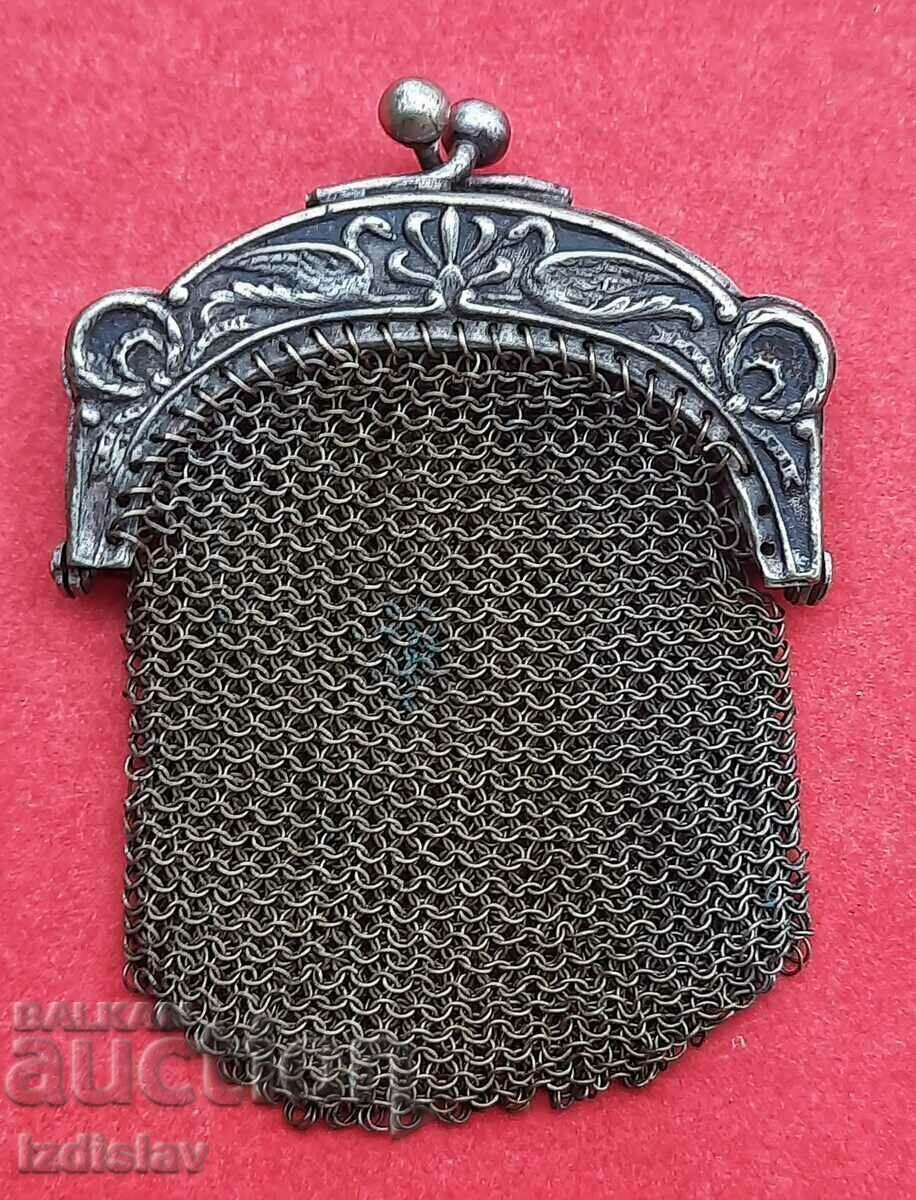 Μικρό ασημένιο τσαντάκι Art Nouveau με τιμή € 90.00 | 176.02 BGN Μικρό ασημένιο τσαντάκι Art Nouveau με τιμή € 90.00 | 176.02 BGN