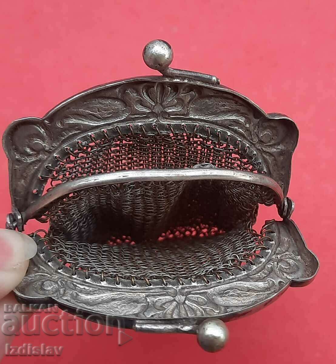 Παράδοση Μικρό ασημένιο τσαντάκι Art Nouveau Παράδοση Μικρό ασημένιο τσαντάκι Art Nouveau