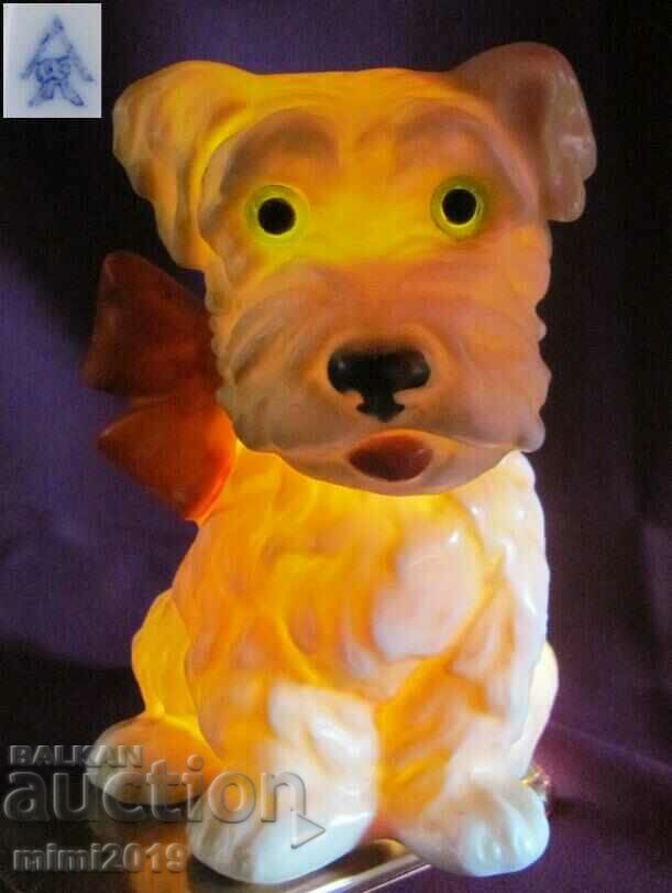 19 век Порцеланова Лампа-Куче маркирана, стъклени очи