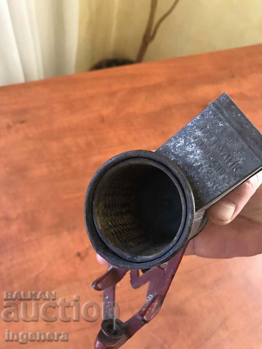 Delivery of GRINDER GRINDER FOR NUTS, COFFEE, SPICES ETC.-CAST IRON Delivery of GRINDER GRINDER FOR NUTS, COFFEE, SPICES ETC.-CAST IRON