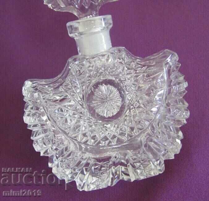 Art Deco Crystal Perfume Bottle with price 125.00 BGN | € 63.91