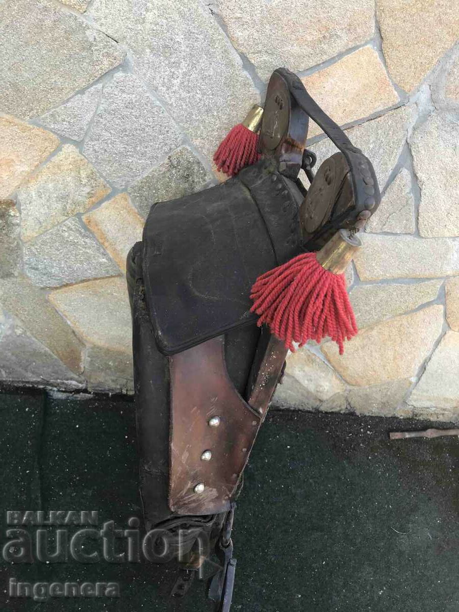 Auction  HARNESS HORSE LEATHER WOOD METAL HARNESS