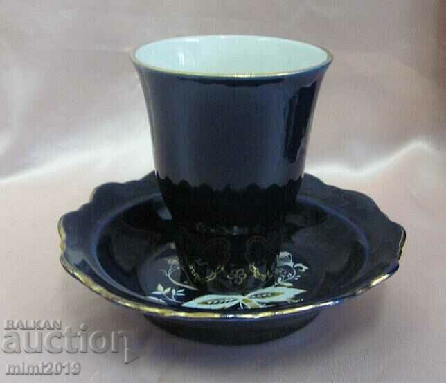 Delivery of Vintich Porcelain Cup and Saucer marked Delivery of Vintich Porcelain Cup and Saucer marked