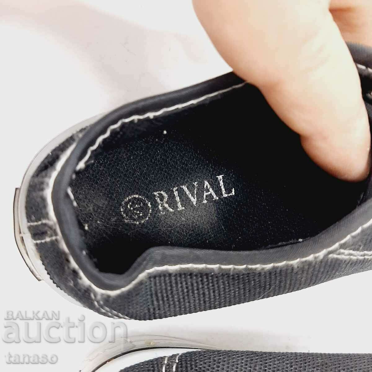 Delivery of Rival #34 old half boots, unworn (17.5) Delivery of Rival #34 old half boots, unworn (17.5)