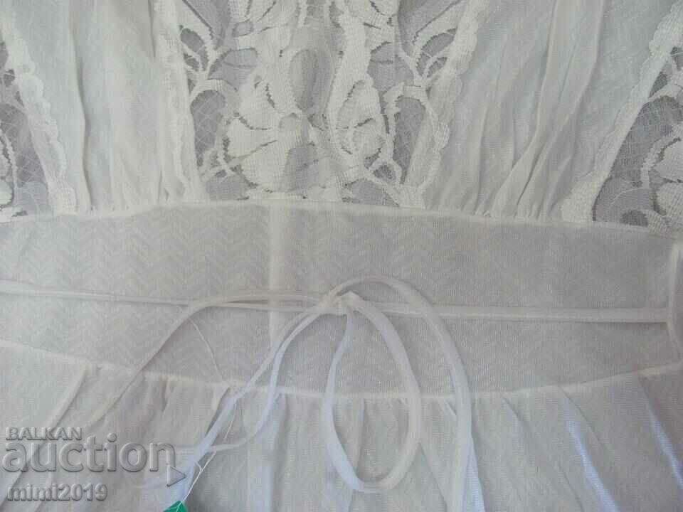 Auction 70's GDR Women's Nightgown with label Auction 70's GDR Women's Nightgown with label