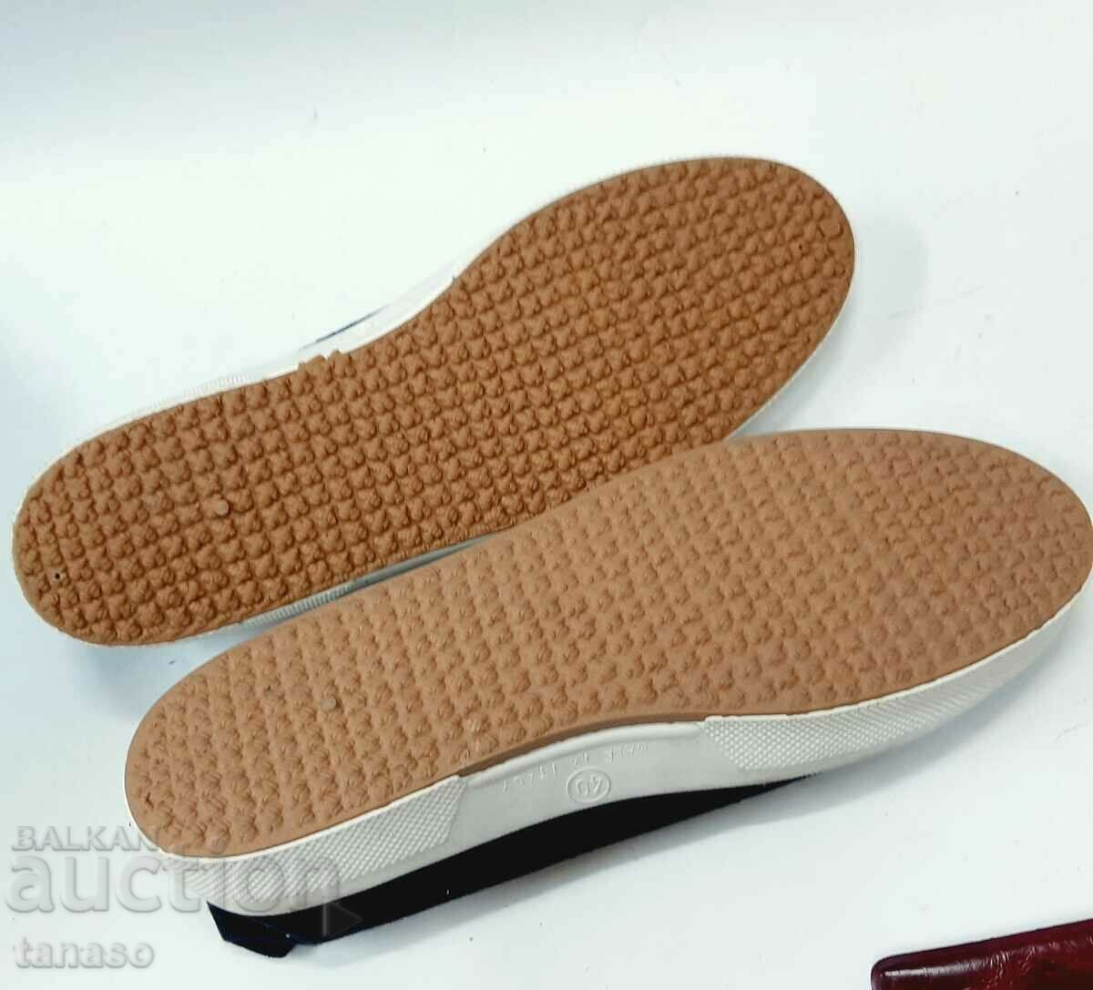 Italian sports shoes, size 40, new (17.5) - 5 Italian sports shoes, size 40, new (17.5) - 5