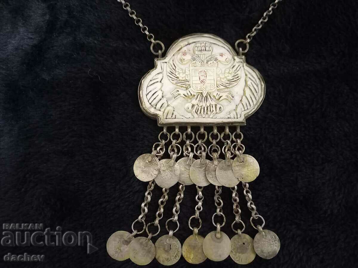 Costum pafti pafta cu pieptar argint renascentist cu preț € 500.00 | 977.92 BGN