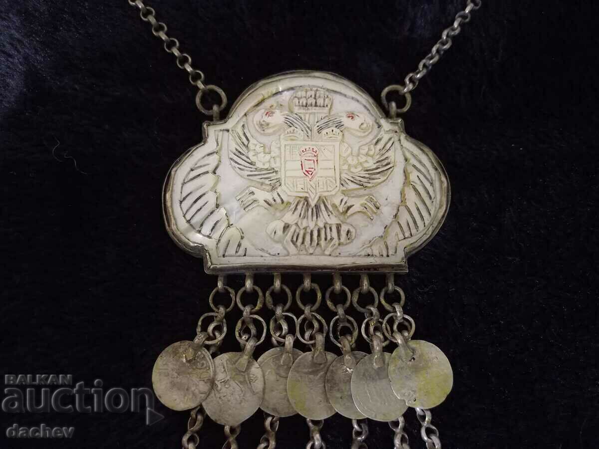 Аукцион Възрожденски сребърен нагръден накит пафти пафта носия Аукцион Възрожденски сребърен нагръден накит пафти пафта носия