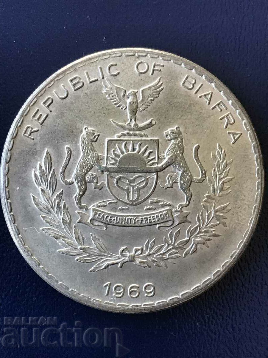 Monedă UNC de argint rar 1969 Biafra de 1 liră cu preț 540.00 BGN | € 276.10 Monedă UNC de argint rar 1969 Biafra de 1 liră cu preț 540.00 BGN | € 276.10