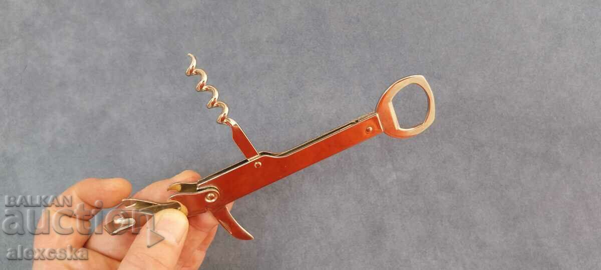 Delivery of Sommelier opener - Italy