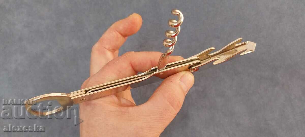 Sommelier opener - Italy - 5