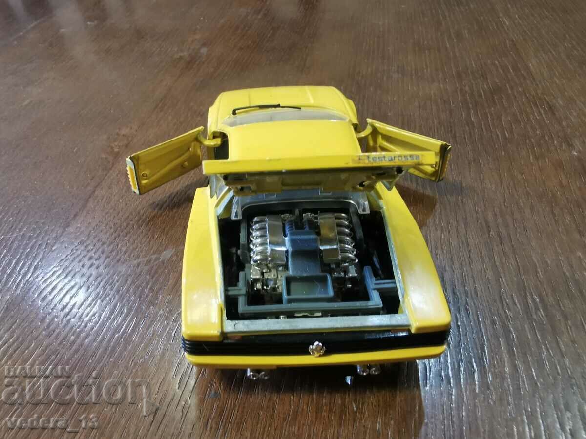 Auction FERRARI TESTEROSSA 1984 BURAGO ITALY 1/24 Auction FERRARI TESTEROSSA 1984 BURAGO ITALY 1/24