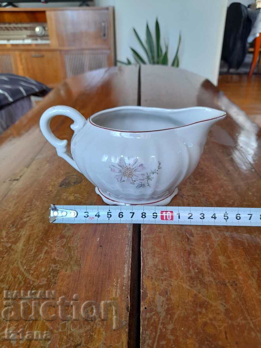 Auction Old porcelain jug, jug Auction Old porcelain jug, jug
