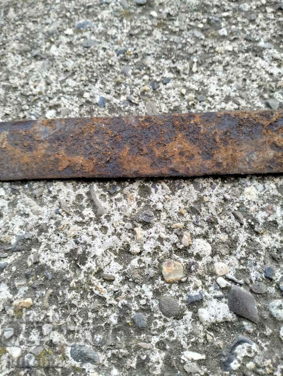 Old wrought iron with price 14.99 BGN | € 7.66