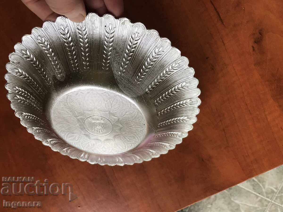 Delivery of PLATE TRAY METAL ALUMINUM RELIEF FROM SOCA Delivery of PLATE TRAY METAL ALUMINUM RELIEF FROM SOCA