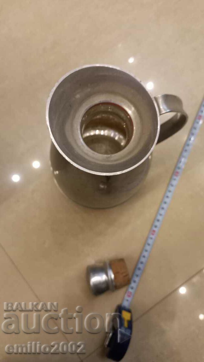 Delivery of Retro thermos jug GDR