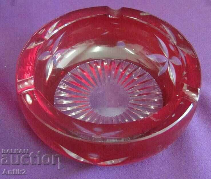 Vintich Massive Ashtray Red Crystal - 7 Vintich Massive Ashtray Red Crystal - 7