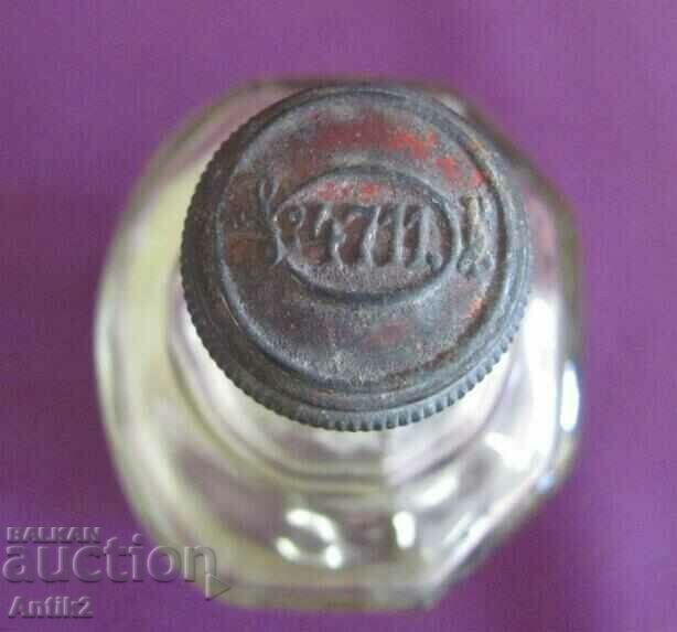 Delivery of Old Perfume Bottle 4711 Delivery of Old Perfume Bottle 4711