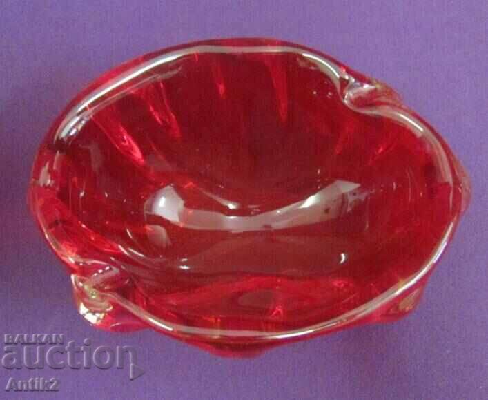 Auction Vintich Solid Ashtray Crystal Glass Auction Vintich Solid Ashtray Crystal Glass