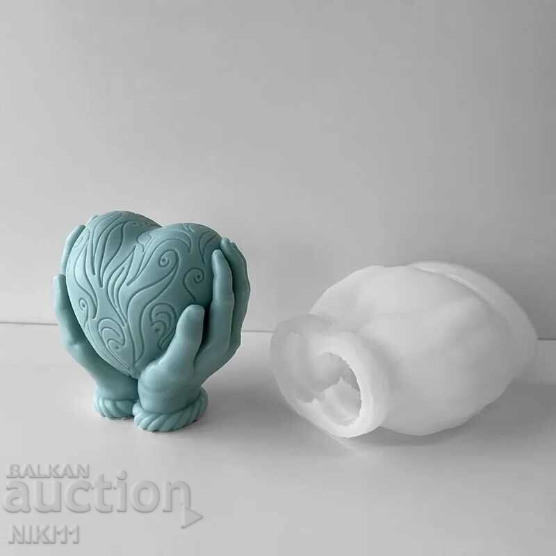 Auction Silicone mold heart with hands for candles Auction Silicone mold heart with hands for candles
