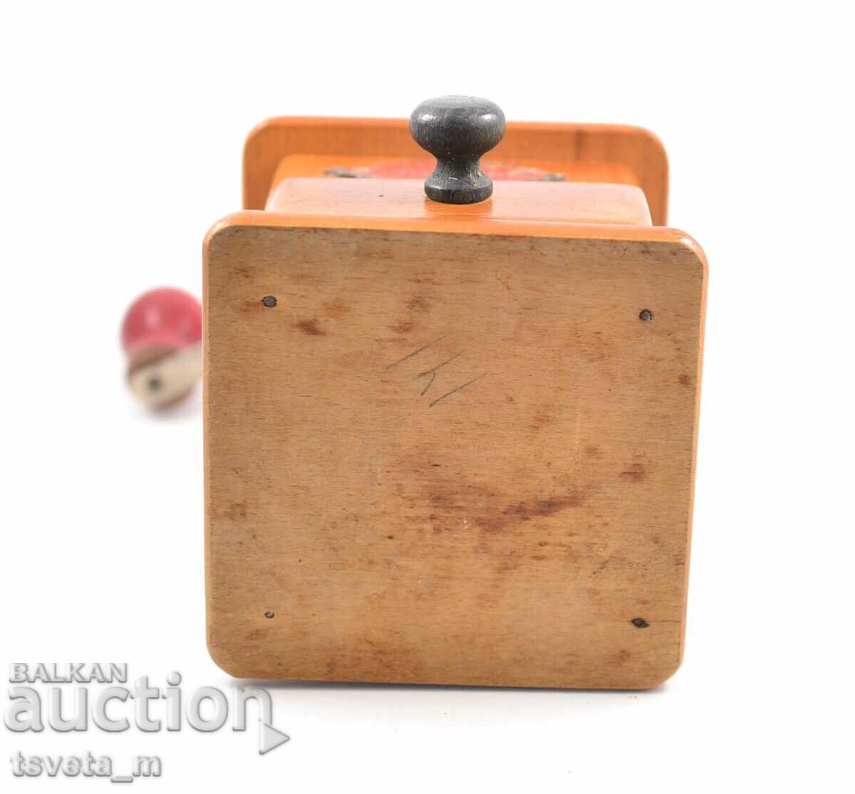 Hand grinder for spices, coffee CS of TPK STOMANA GABROVO - 6 Hand grinder for spices, coffee CS of TPK STOMANA GABROVO - 6