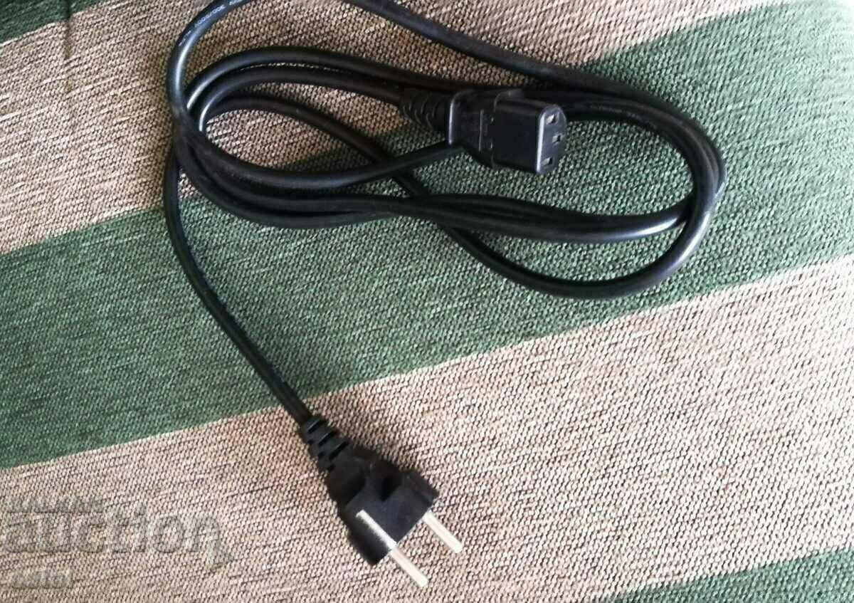 Cablu de alimentare pentru computer
