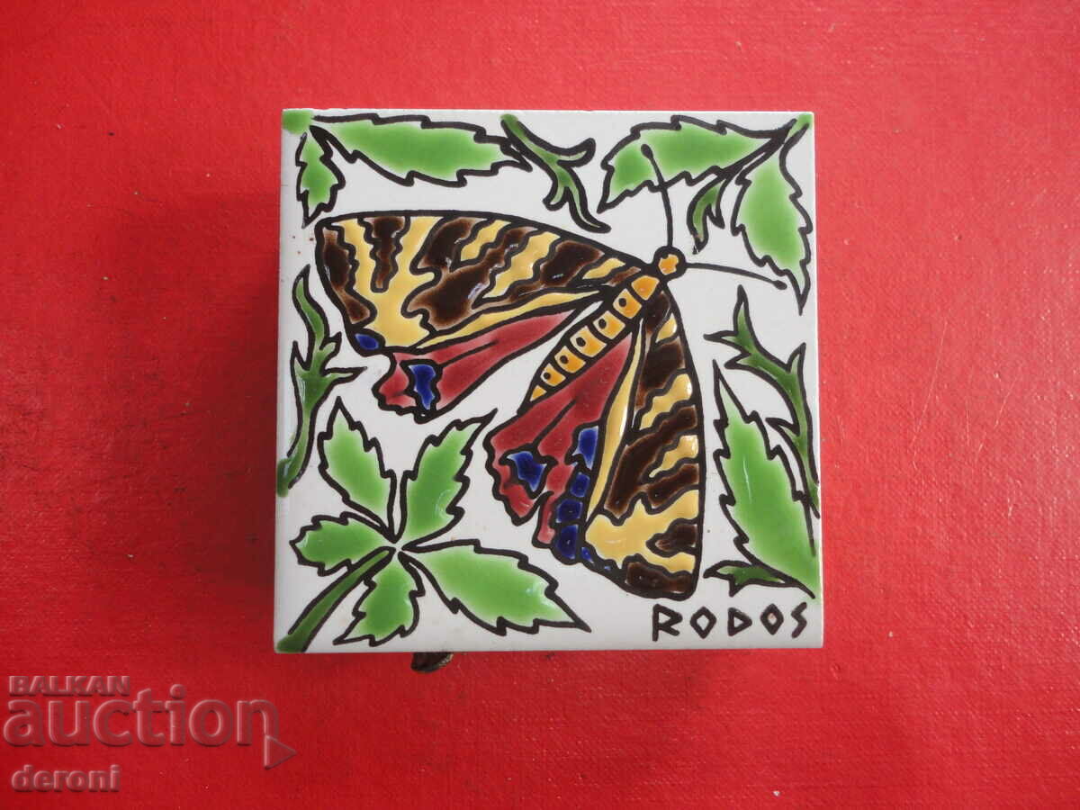 Amazing double matchbox with matches - 7 Amazing double matchbox with matches - 7