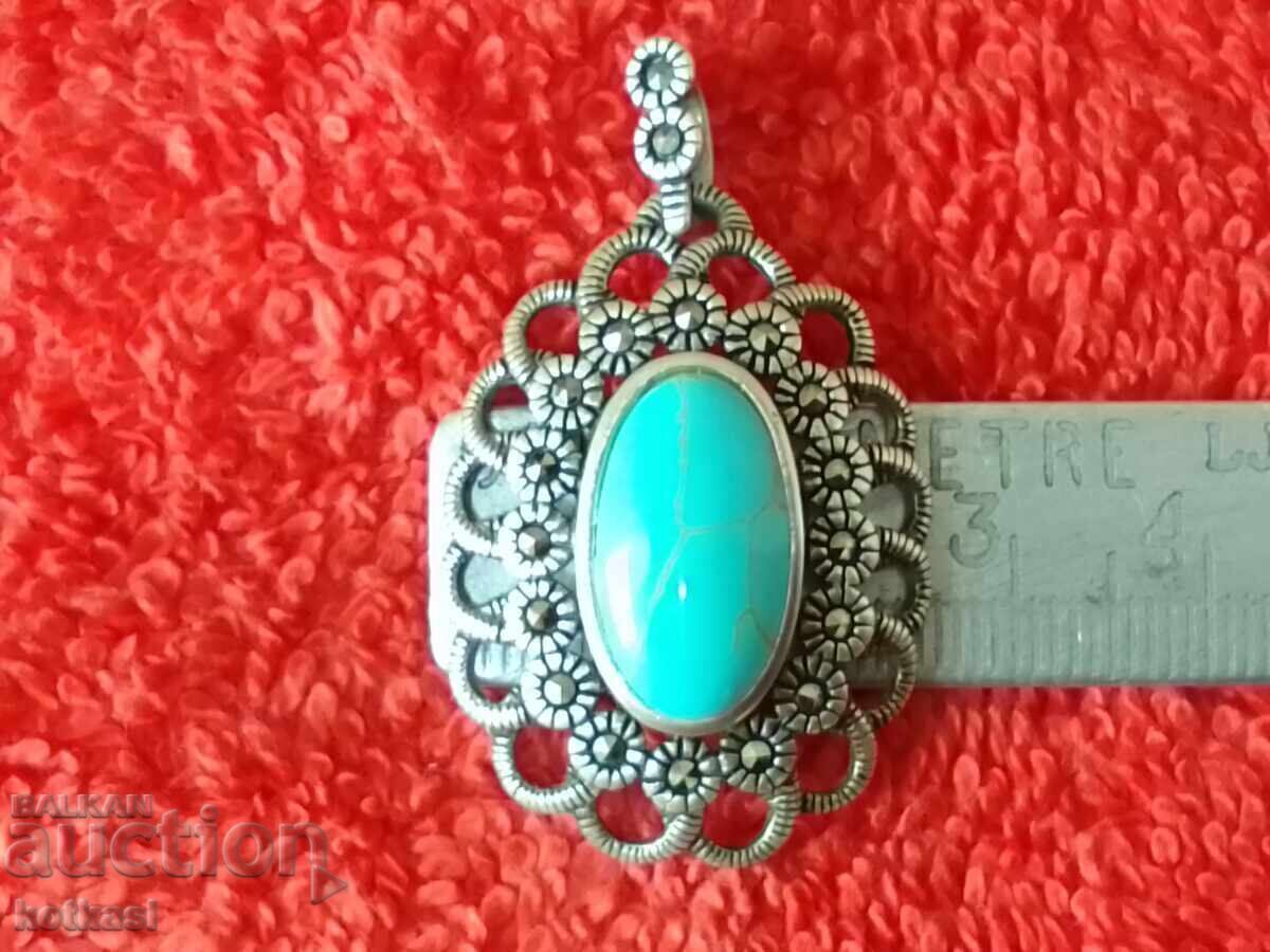 Pandantiv din argint vechi 925 marcaj cu pietre semiprețioase Pandantiv din argint vechi 925 marcaj cu pietre semiprețioase