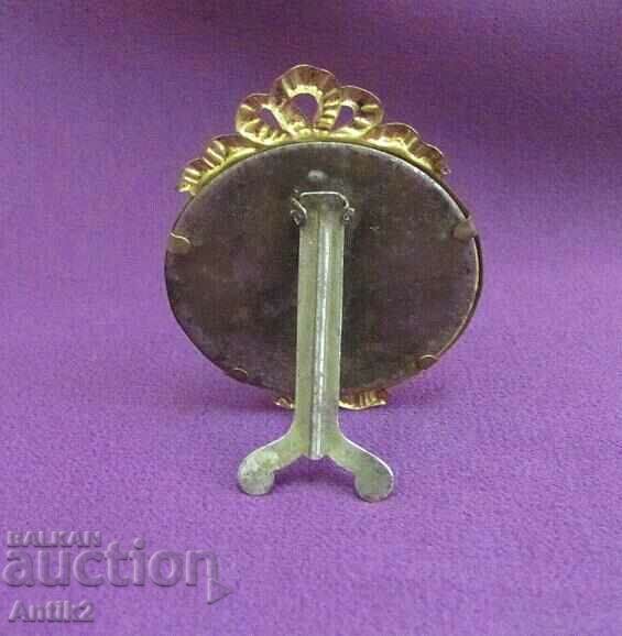 Auction  19th Century Antique Small Bronze Picture Frame