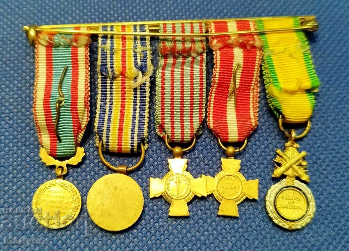 Old set of military awards - miniatures. - 5