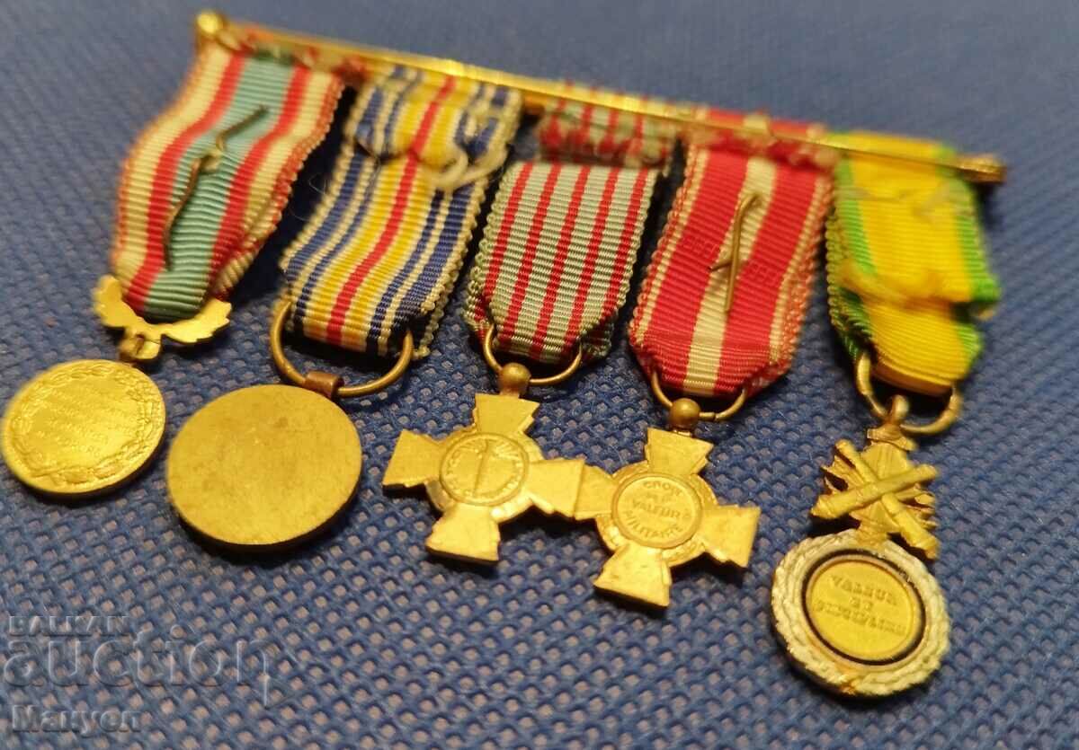 Old set of military awards - miniatures. - 7