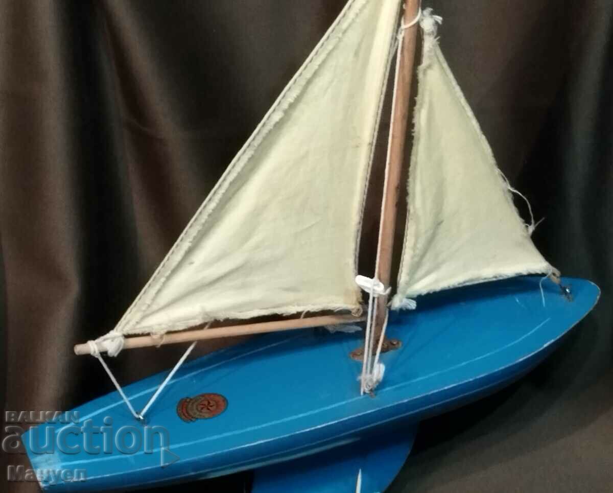 Старо моделче на яхта,платноходка. - 6 Старо моделче на яхта,платноходка. - 6