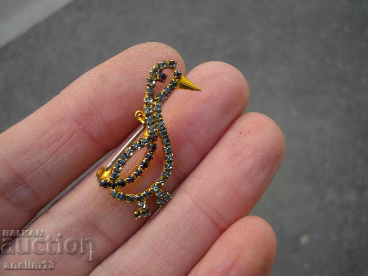 AN OLD GILT BROOCH with price 35.00 BGN | € 17.90 AN OLD GILT BROOCH with price 35.00 BGN | € 17.90