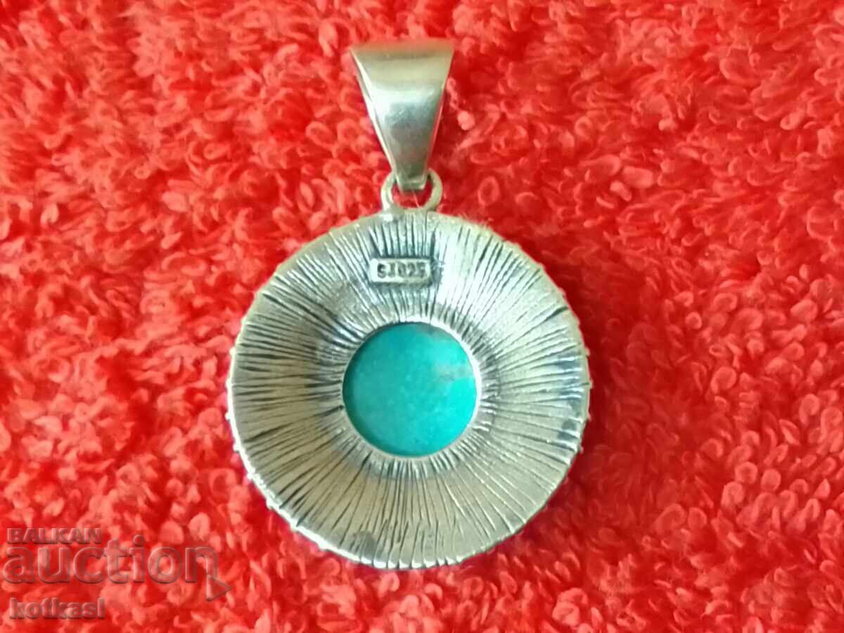 Δημοπρασία Παλιό μενταγιόν από ασήμι 925 ημιπολύτιμες πέτρες