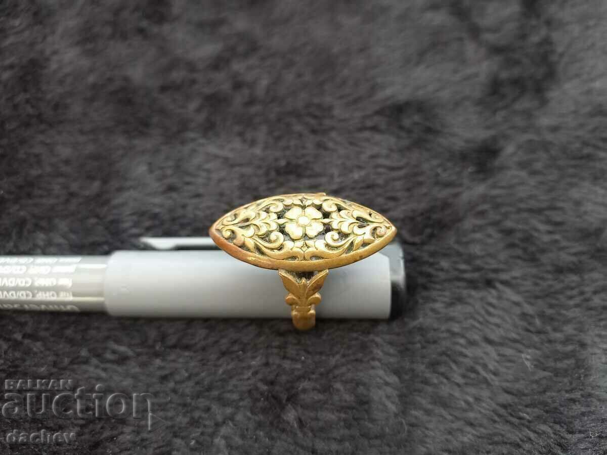 Σπάνιο συλλεκτικό δαχτυλίδι παφτά διάτρητο αντίκες με τιμή € 28.00 | 54.76 BGN Σπάνιο συλλεκτικό δαχτυλίδι παφτά διάτρητο αντίκες με τιμή € 28.00 | 54.76 BGN