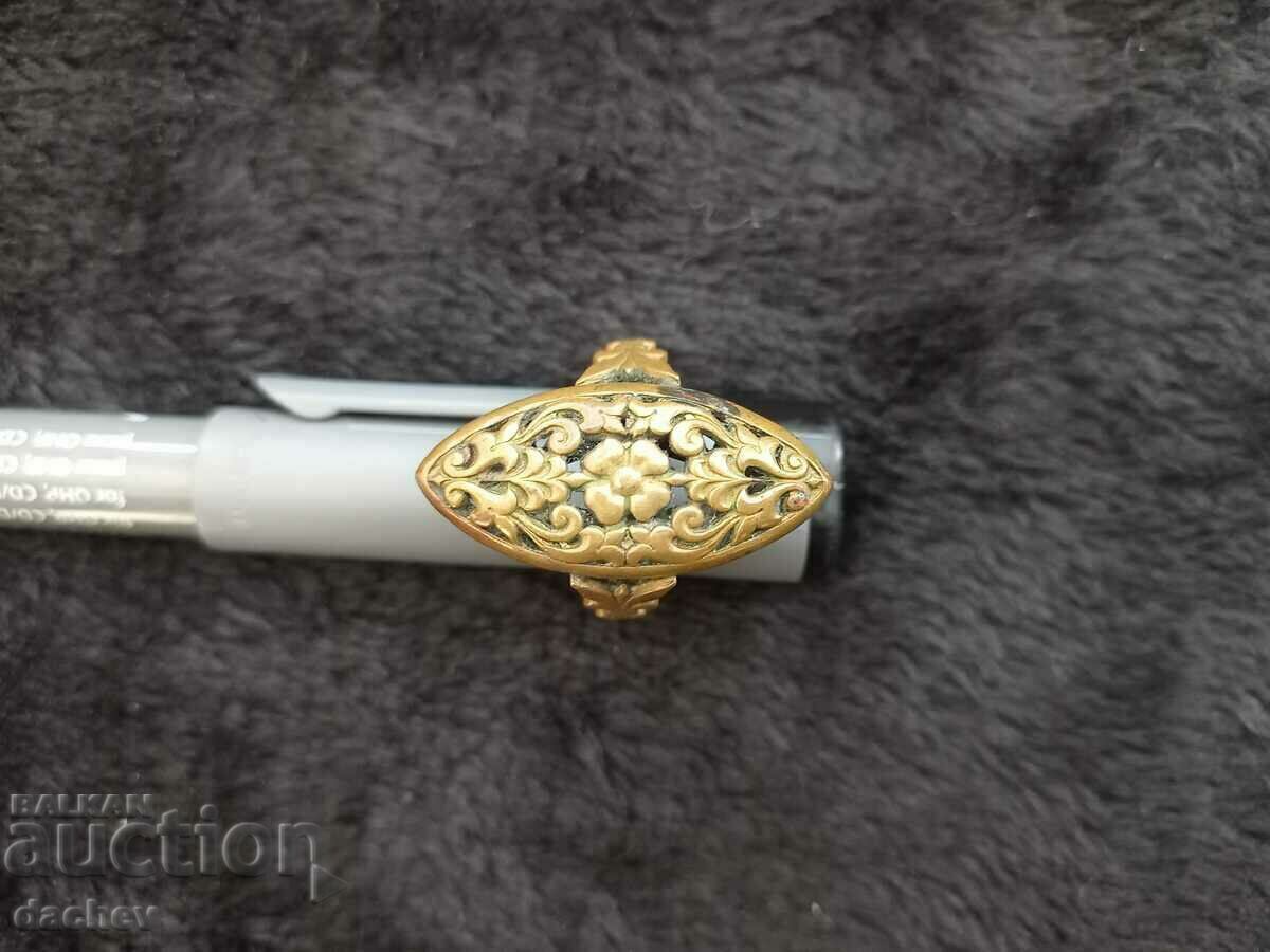 Licitație Inel de uzură pafta de colecție antic, ajurat Licitație Inel de uzură pafta de colecție antic, ajurat