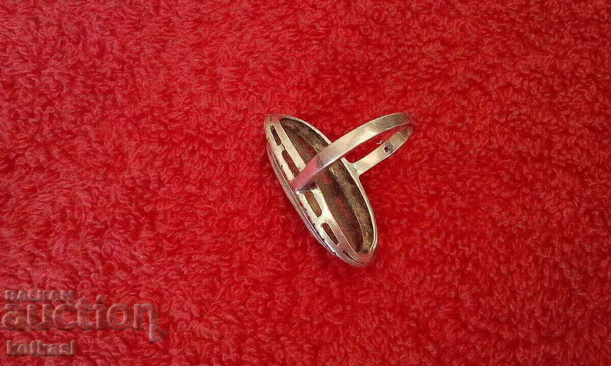 Auction  Old silver 925 ring semi-precious stones marked