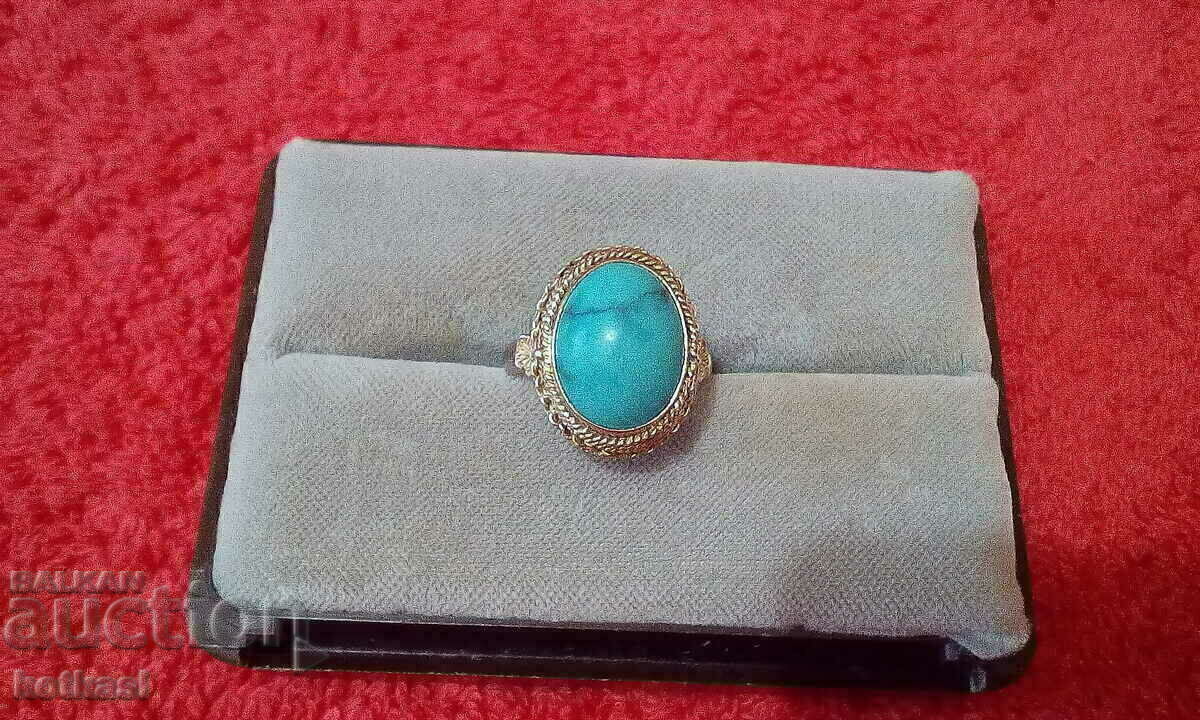 Vintage Silver Ring with Semi-Precious Turquoise Stone Vintage Silver Ring with Semi-Precious Turquoise Stone