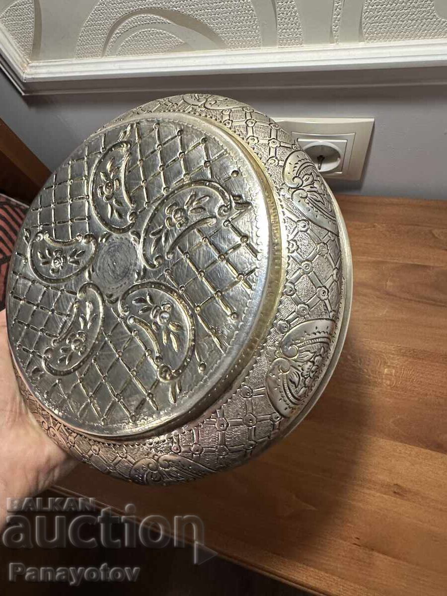 Delivery of Ottoman Hammam Tas Tugra Silver Gilt Turkey Bowl Dish Delivery of Ottoman Hammam Tas Tugra Silver Gilt Turkey Bowl Dish