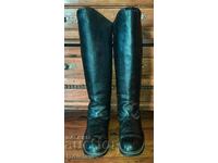 Old cavalry royal leather boots