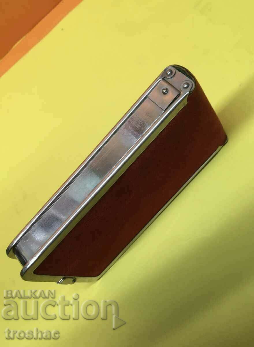 Old Luxury Vanity Box with Engraved Wish - 7 Old Luxury Vanity Box with Engraved Wish - 7