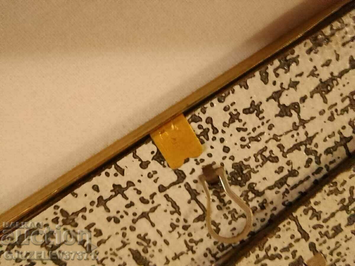 Delivery of Picture frame for tabletop and wall Art Deco - 1930s Delivery of Picture frame for tabletop and wall Art Deco - 1930s