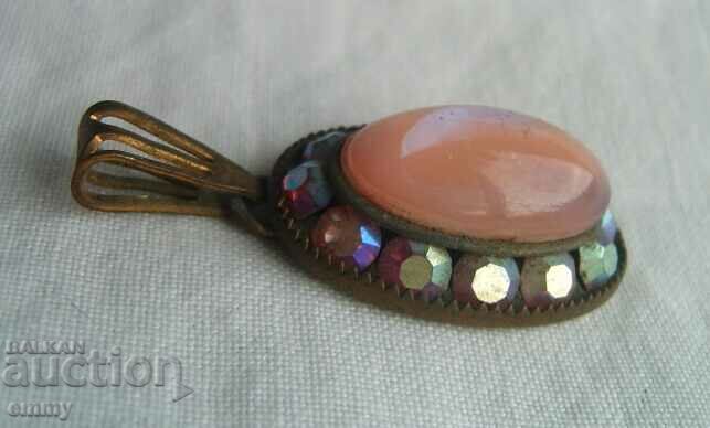 Old necklace pendant, locket with price 25.00 BGN | € 12.78 Old necklace pendant, locket with price 25.00 BGN | € 12.78