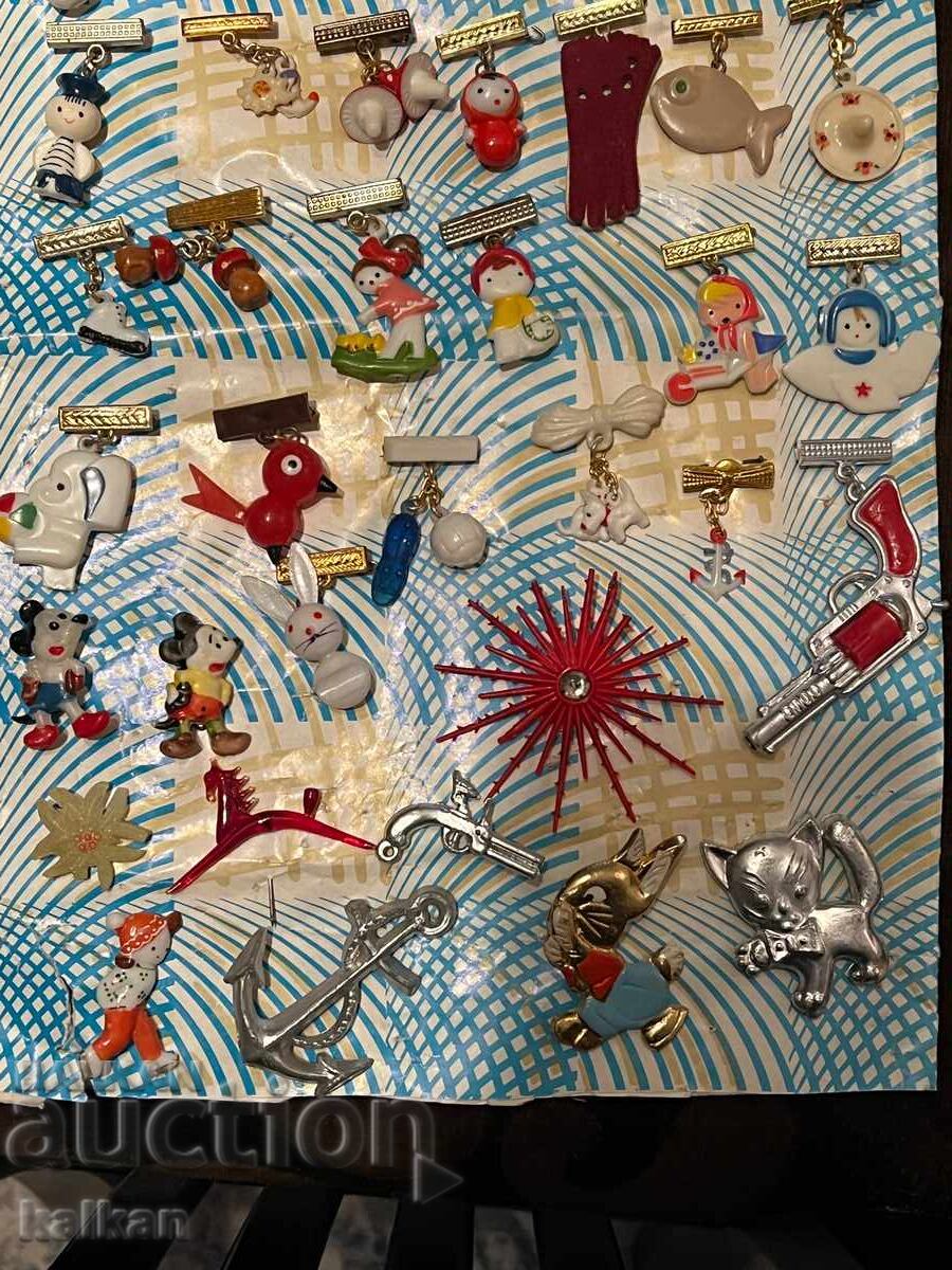 Collection of old martenits, lot - 44 pieces with price 145.00 BGN | € 74.14 Collection of old martenits, lot - 44 pieces with price 145.00 BGN | € 74.14