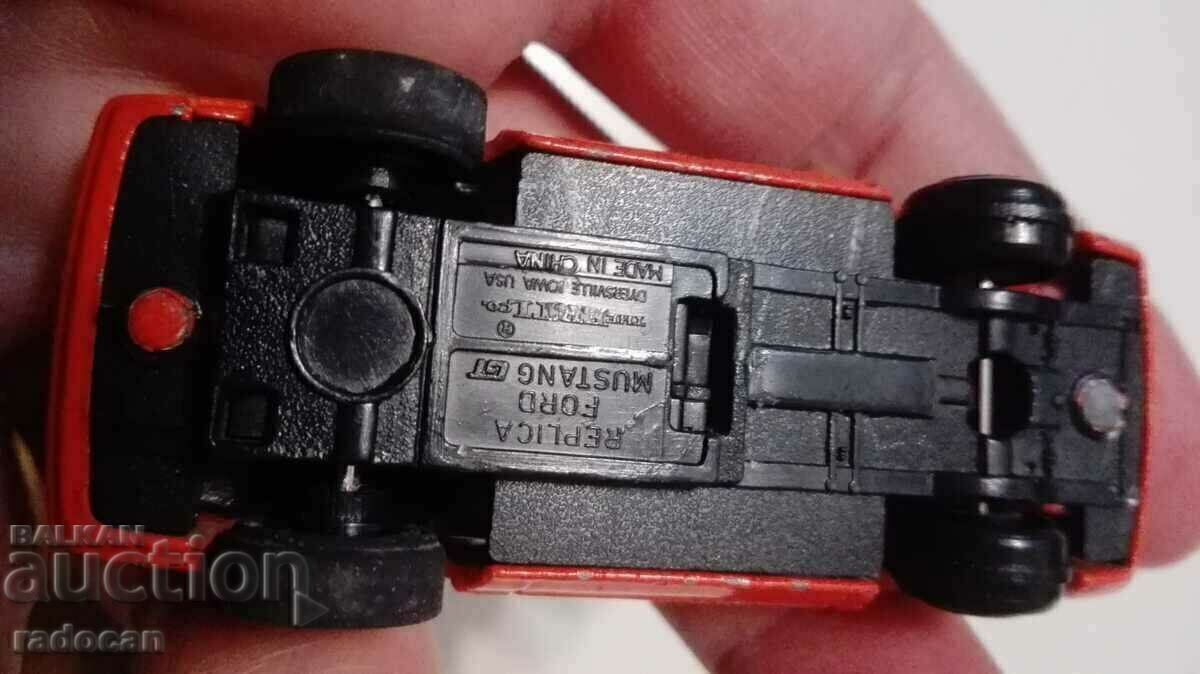 Ertl Replica Ford Mustang GT Car Orange, 1/64 - 5 Ertl Replica Ford Mustang GT Car Orange, 1/64 - 5