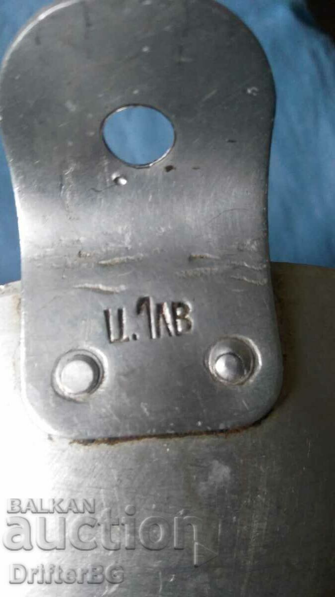 Delivery of Old aluminum soup pot, jug Delivery of Old aluminum soup pot, jug