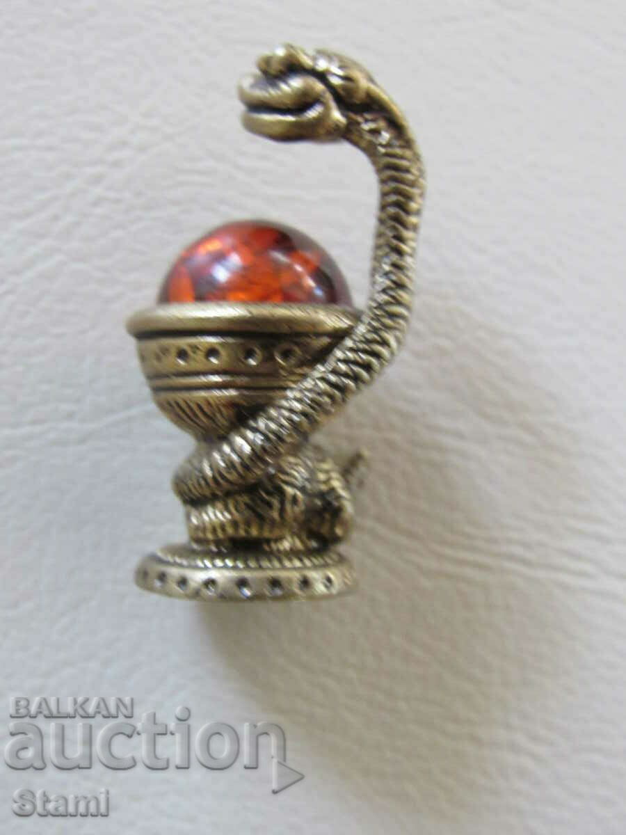 Auction 2025 of the serpent-bronze and premium Baltic amber- Auction 2025 of the serpent-bronze and premium Baltic amber-