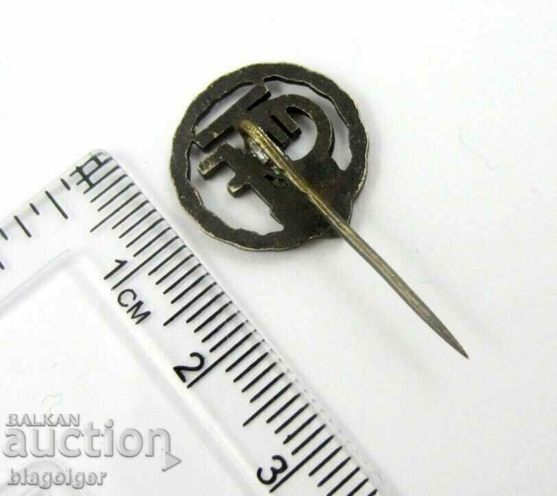 Auction OLD AUSTRIAN SPORTS BADGE Auction OLD AUSTRIAN SPORTS BADGE