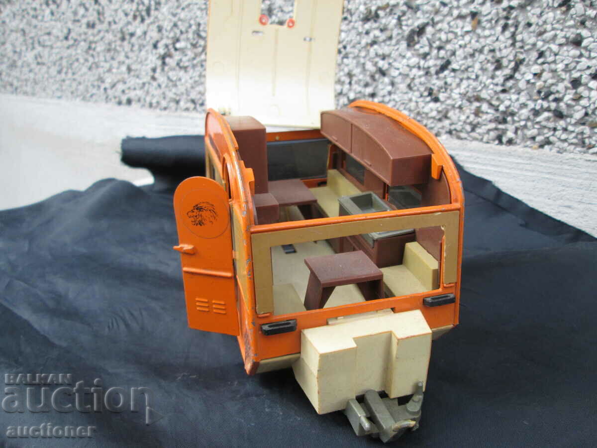 Аукцион КАРАВАНА RAPHAEL201-ROLLER 1:25 made in italy Аукцион КАРАВАНА RAPHAEL201-ROLLER 1:25 made in italy